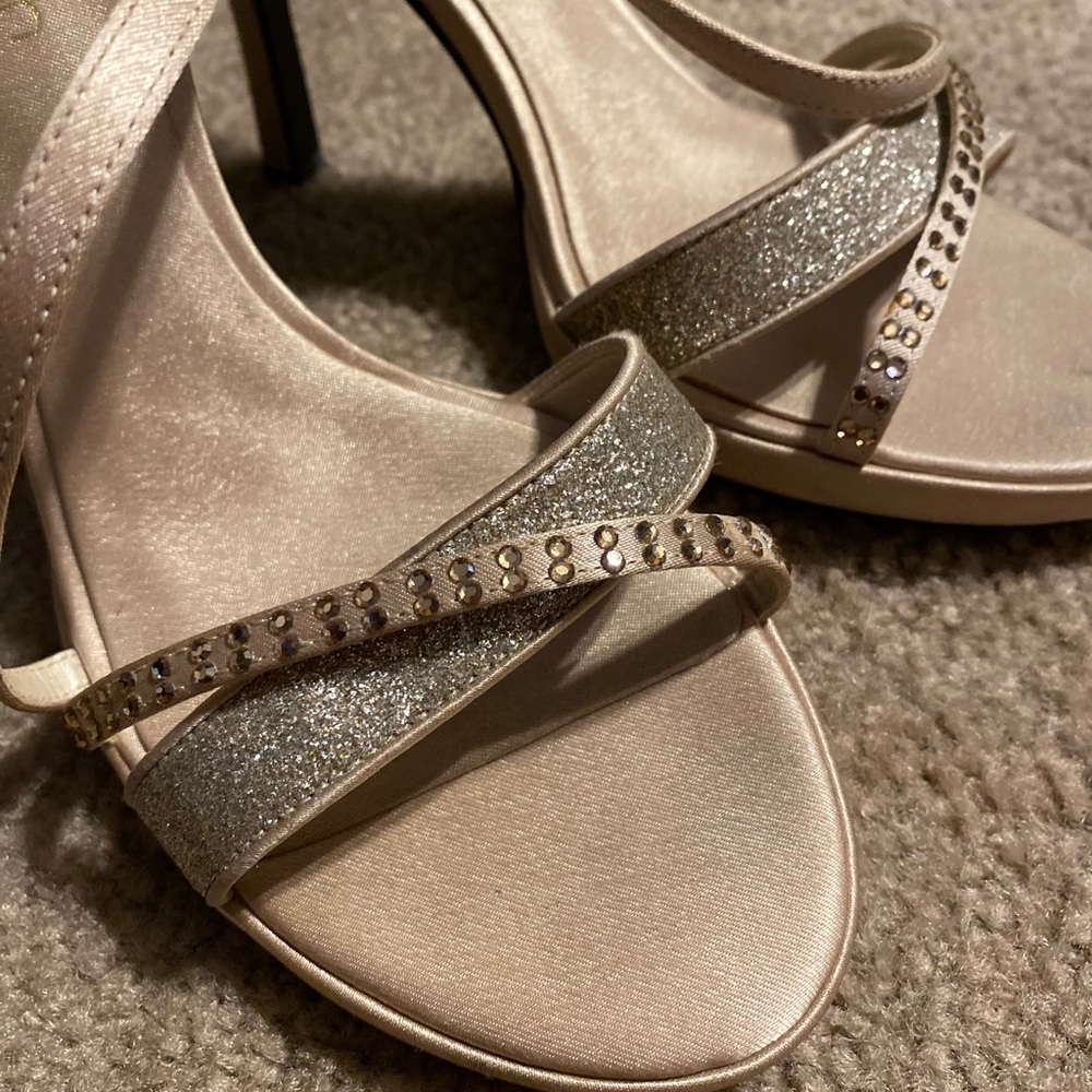 Touch of Nina Sling-back Heels